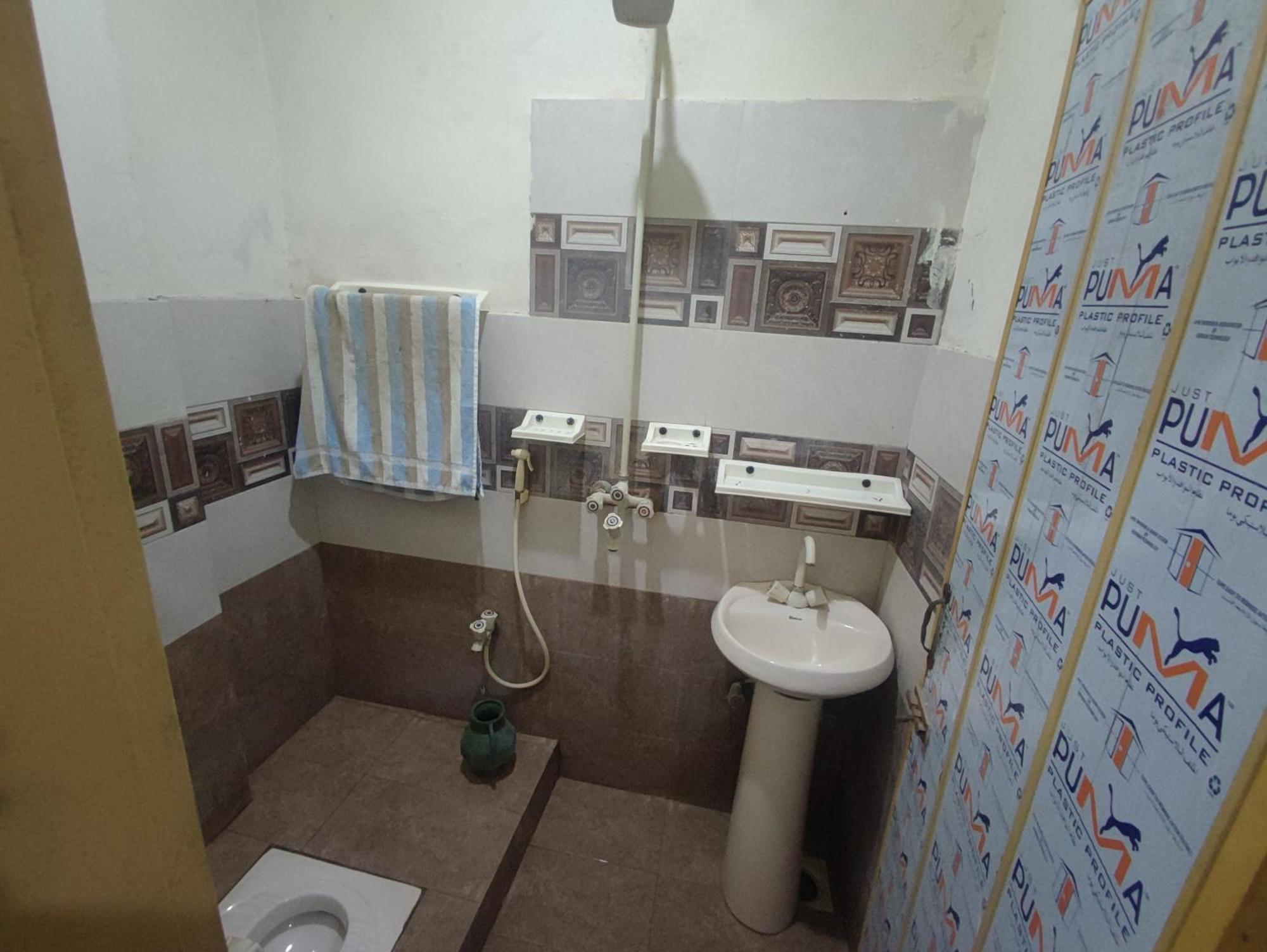 Al Qadir Residence Multan Esterno foto